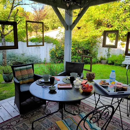 Bed & Breakfast Autour Du Puits